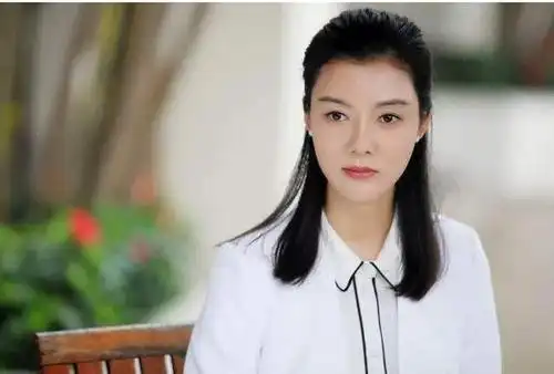 车晓的妈妈王丽云,名字或许不如张国立陈宝国宋丹丹那么有名,但也是不