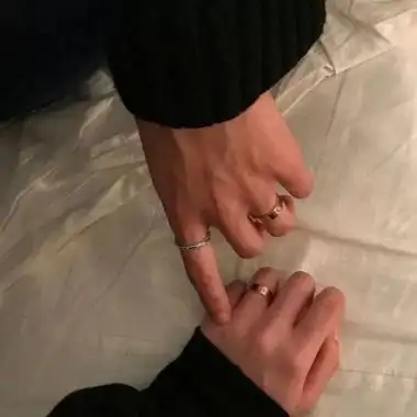 情侣头像两只手图高清超甜两只手的图片情侣头像