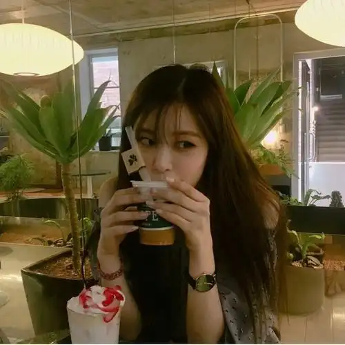 韩国女爱豆头像blackpink朴彩英rosé