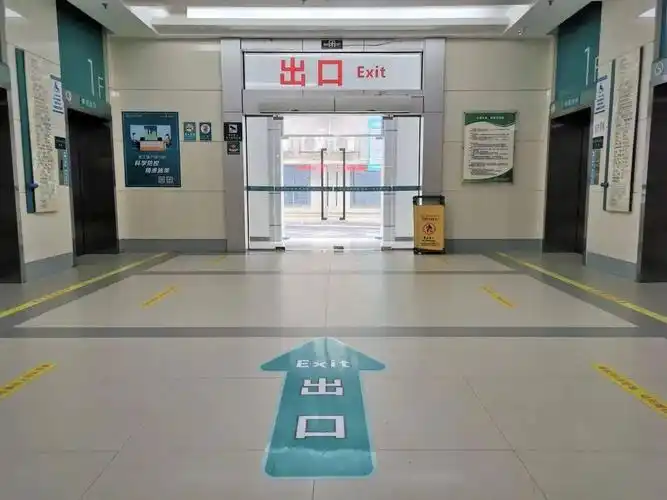 重要提示 | 明天起,我院门诊出入口将实行单向通行,出口位置和路线有