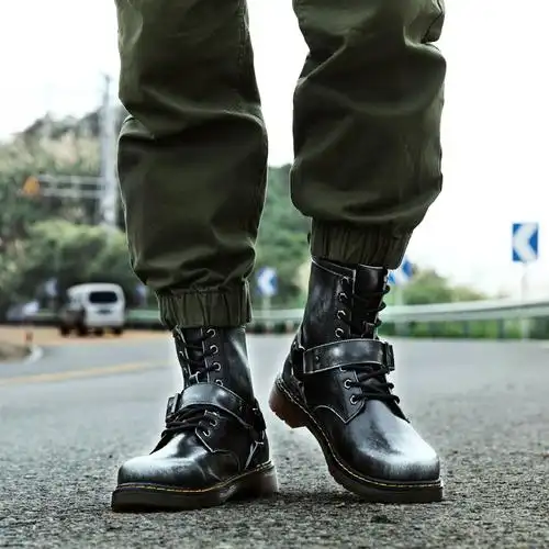 英伦大头皮鞋马丁靴男雪地军靴潮鞋秋季增高中帮工装男鞋