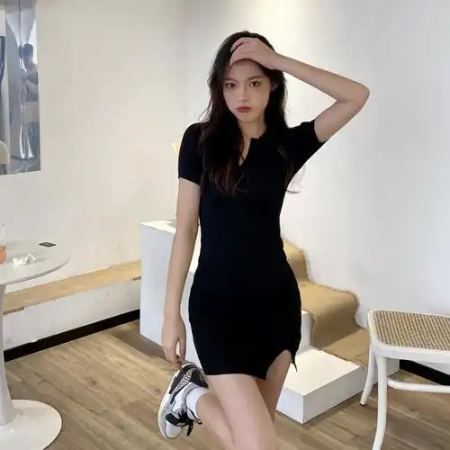 子夏连衣裙短款新款包臀裙矮小黑色修身辣妹纯欲连衣裙