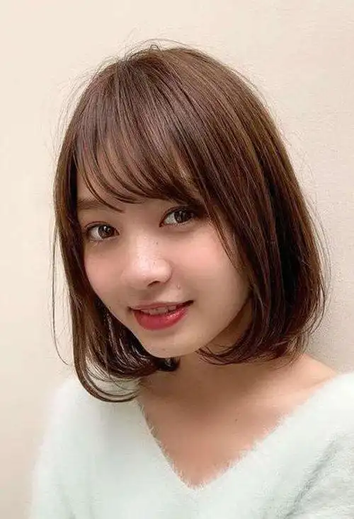 大圆脸女孩子剪的短发大全 圈出男人心的短发造型 - 圆脸发型 - 发型