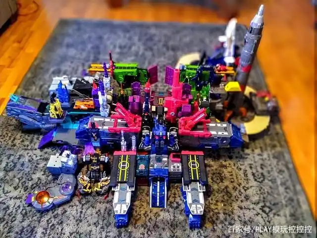 变形金刚系列中独立的角色人物,不如来看看承载独立角色的赛博坦之城