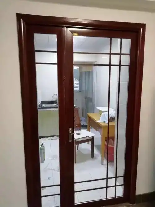 现在厨房流行用子母门了!不占空间还美观,聪明人早就偷偷装上了