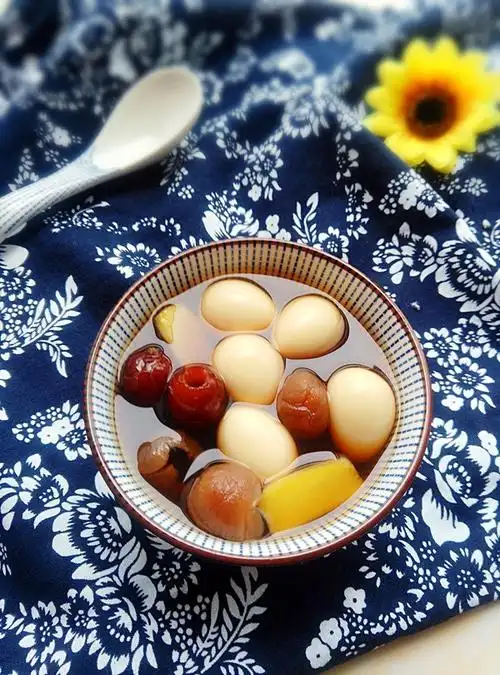 红枣桂圆鹌鹑蛋汤