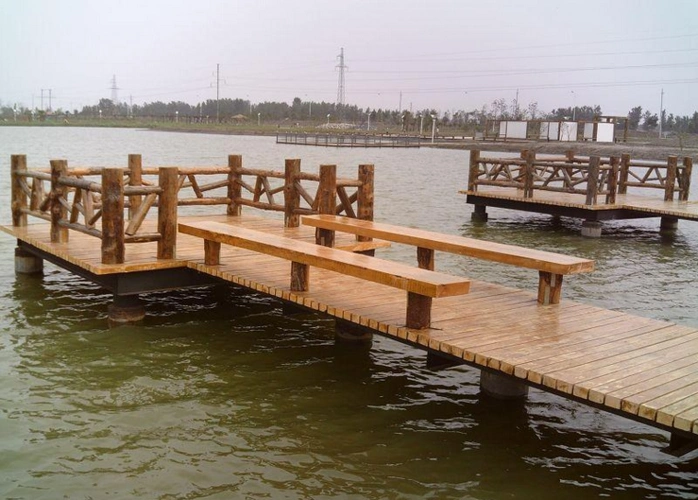 防腐木亲水平台_防腐木栈道_烟台辉煌防腐木业有限公司