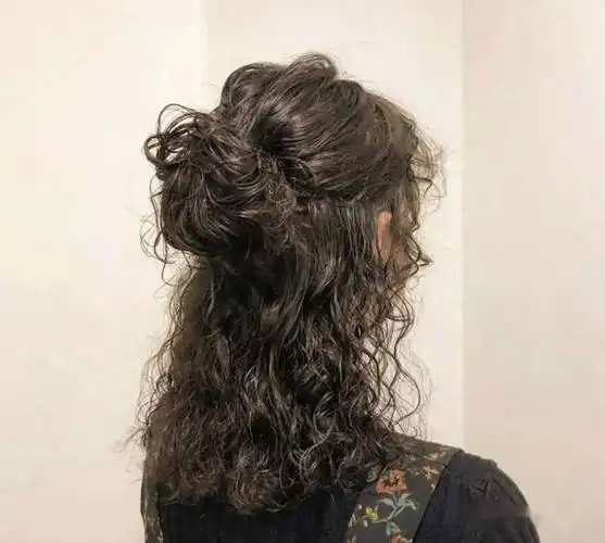 冬天你就差一款"丸子烫"|减龄|烫发|丸子头|发型|短发_网易订阅