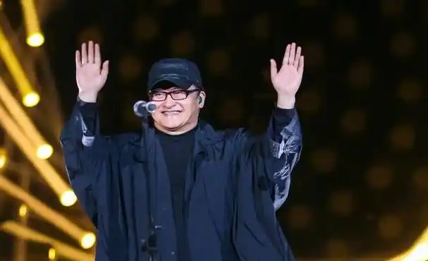 一代歌王刘欢成名后不弃糟糠妻患不死癌症隐退歌坛