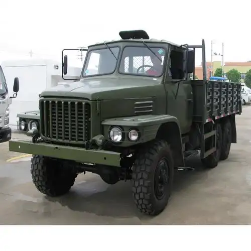 中国工厂供应东风 6x6 卡车军用卡车出售