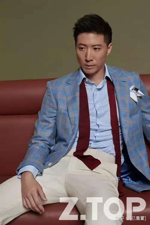 ztopx洪天照网瘾青年猫奴宅男功夫型男之外的他原来这么可爱