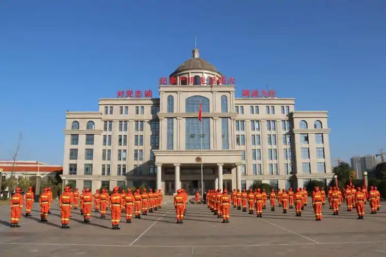 江西省人民政府 工作动态 驻赣森林消防大队靠前驻防赣州