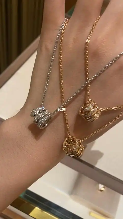 宝格丽灵蛇系列  #灵蛇项链  #灵蛇满钻项链  #宝格丽满钻项链