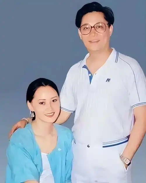 回顾大宋佳抛弃病夫甩掉导演55岁再嫁豪门的她如今怎么样了