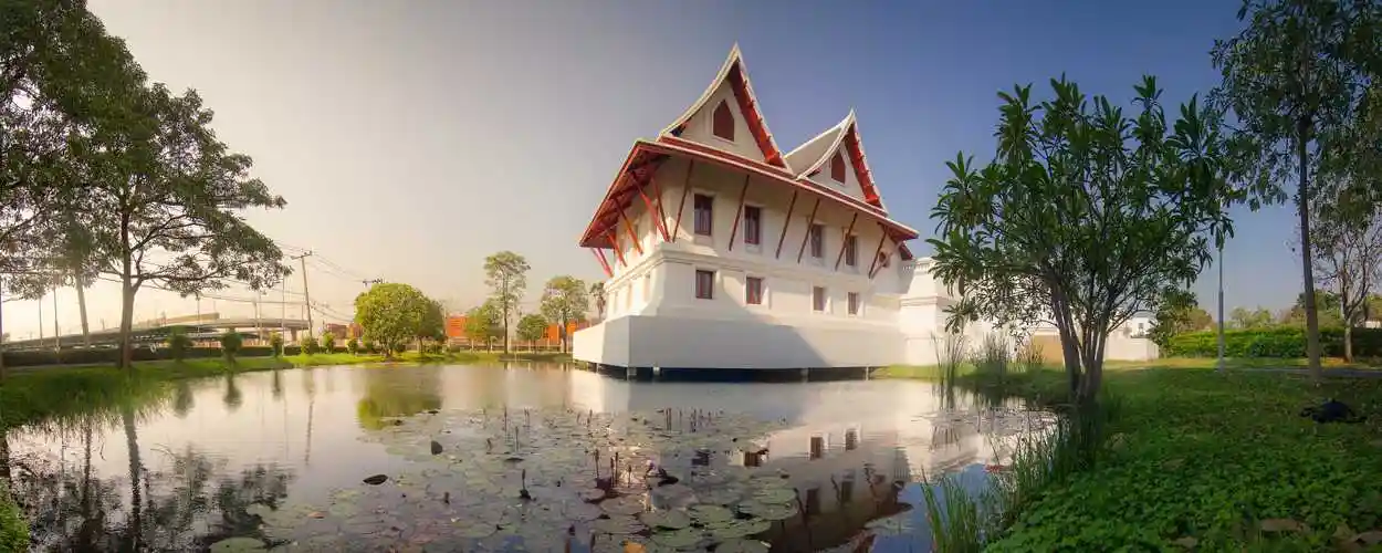 泰国先皇理工大学