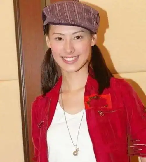 只因给李泽楷生了儿子,梁洛施就成了很多年轻女孩的榜样?