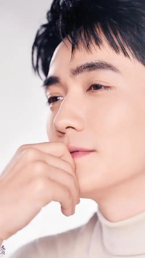 朱一龙2023前路灿灿##朱一龙2023朱事平安#简单去水印作个壁纸怎么能