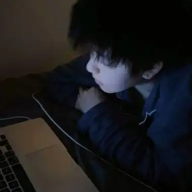 黑暗系颓废男生头像(优选20张)-非主流之家