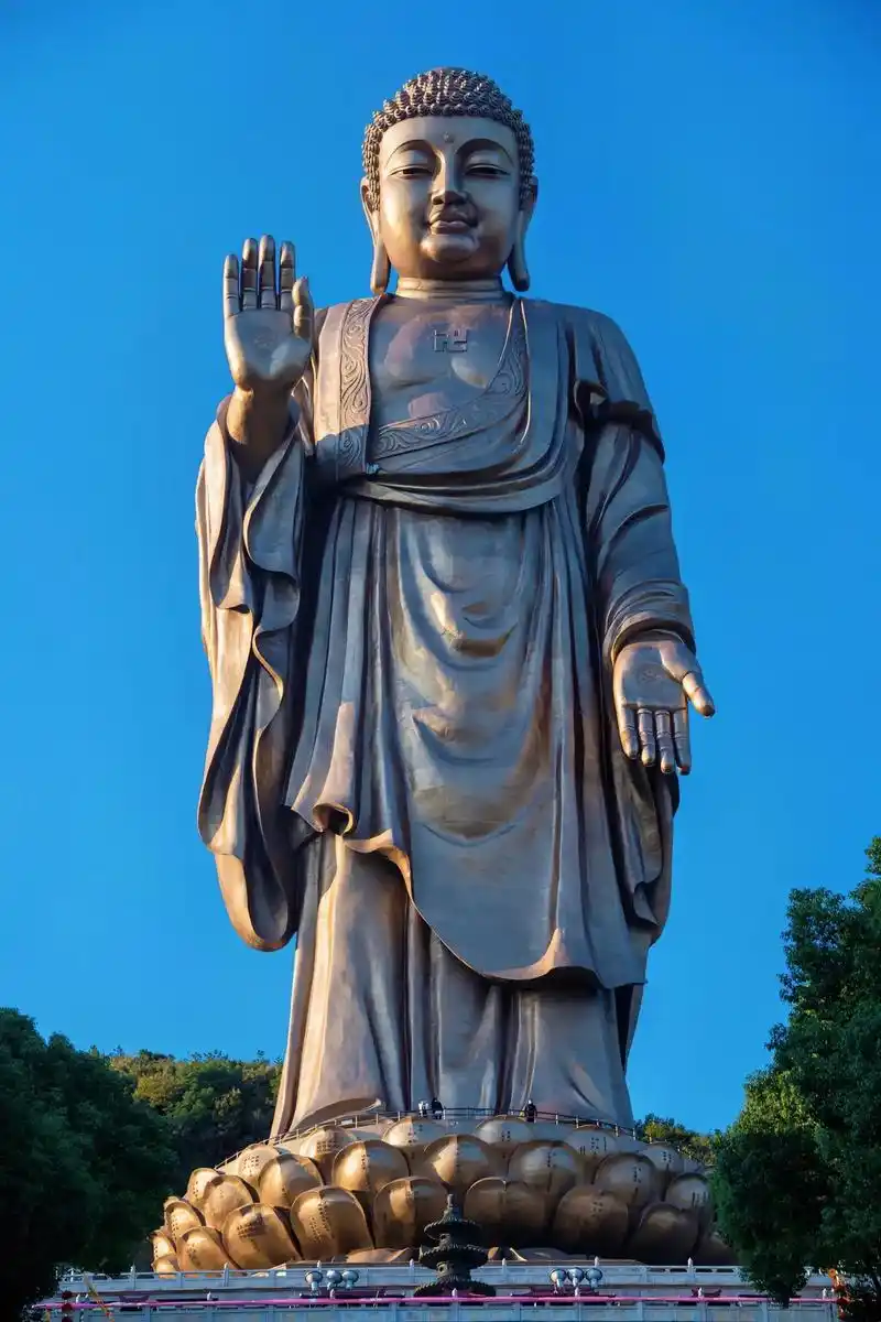 灵山大佛是无锡的标志之一,来到无锡,一定要到 - 抖音