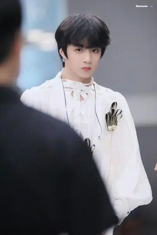 台风蜕变之战 刘耀文