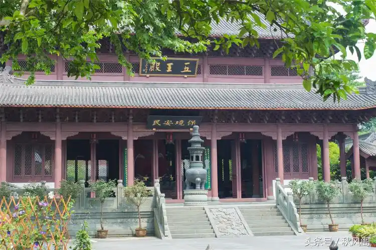 杭州钱王祠——面朝西湖边的肃穆