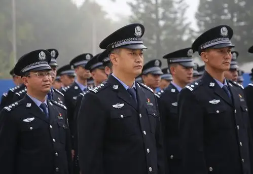 重温入警誓词 喜迎首个中国人民警察节