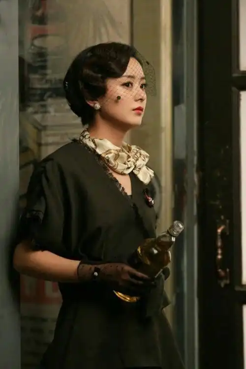 赵丽颖同样演民国剧,《胭脂》造型秒杀《老九门》