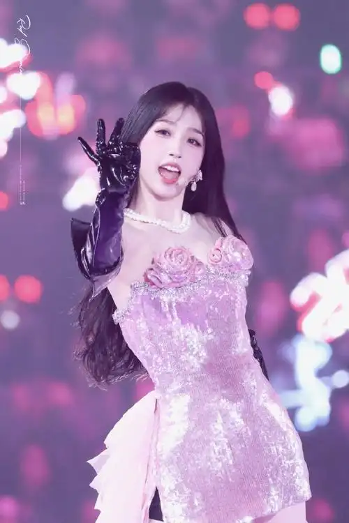 虞书欣超话#the9多远都可以到达演唱会南京站#不管多远的距离 越努力