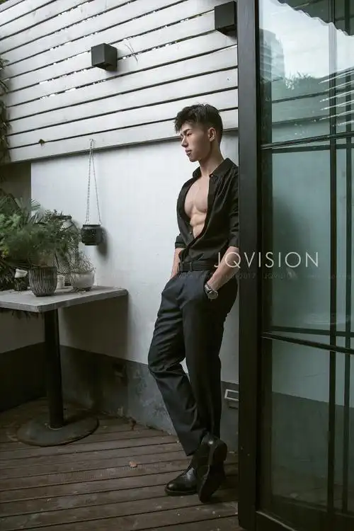 jqvision作品体育学院的男生