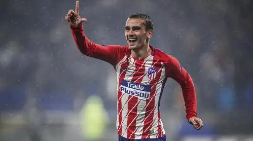 门迭塔:格子留下是更好选择,因为巴萨的焦点是梅西