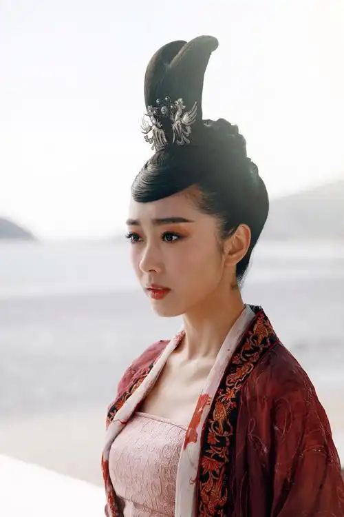 宣璐(中国内地影视女演员)_尚可名片