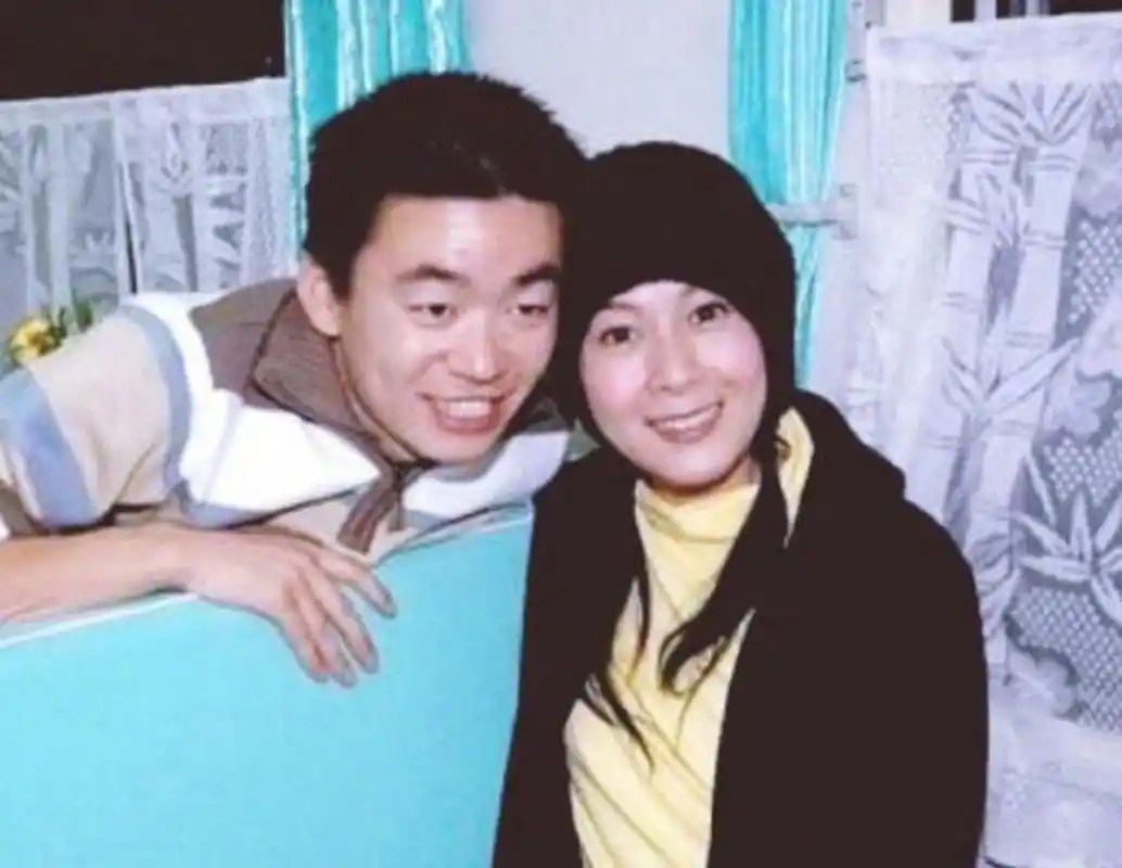 王宝强晒与刘德华刘若英19年合照#一眨眼天下无贼居然已经过去了1年