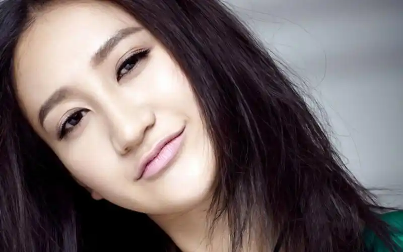 曾泳醍清新迷人写真图片桌面壁纸