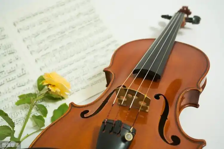 关于钢琴的唯美简短句子发朋友圈弹钢琴的说说