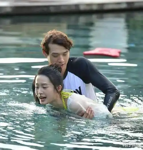 67刘涛一张照片引热议,暴露一个娱乐圈的恶俗_李沁_何超莲_姐姐