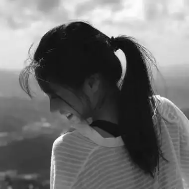 女生头像黑白霸气