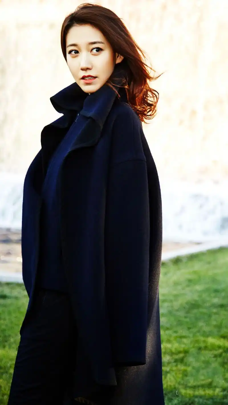 高露气质女神范时尚写真图片58