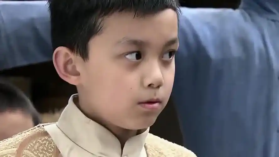 天涯赤子心:扒手集中营坑蒙拐骗样样全,吴磊小时候太机智