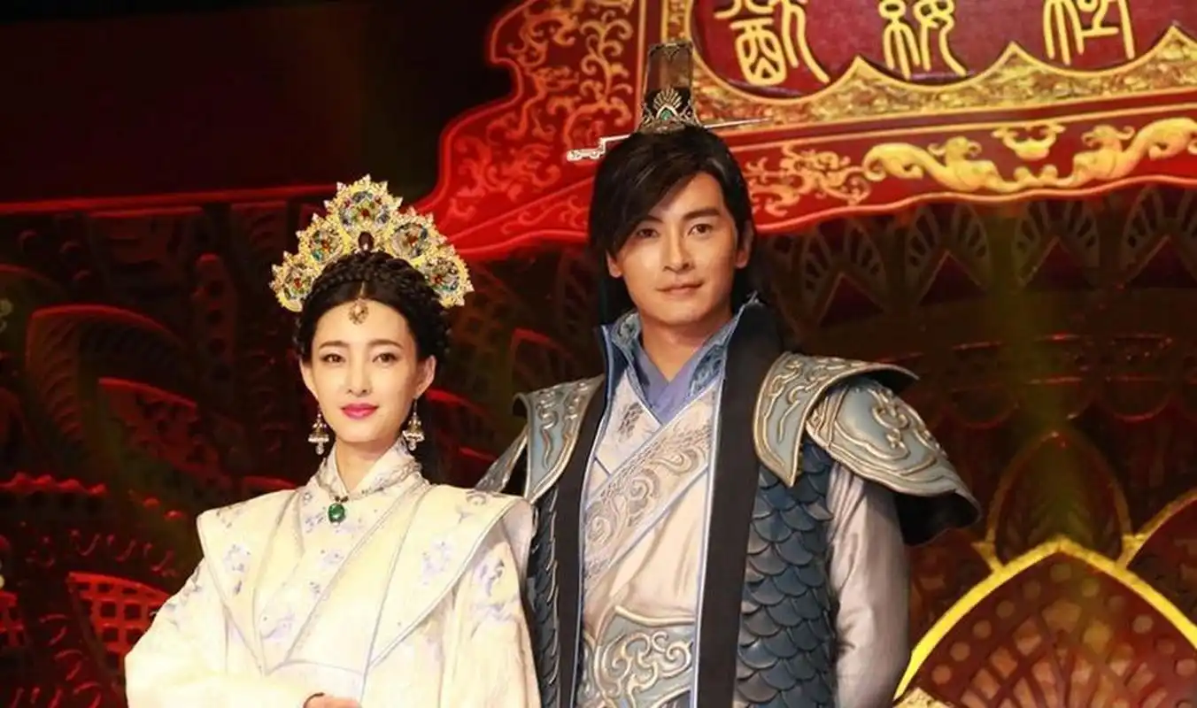 郑元畅为博王丽坤开心赞扬她郑元畅王丽坤二人想必大家应该不会太陌生