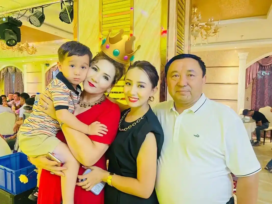 生日快乐9894 我的漂亮妈妈99#生命中最重要的人 #爸 - 抖音