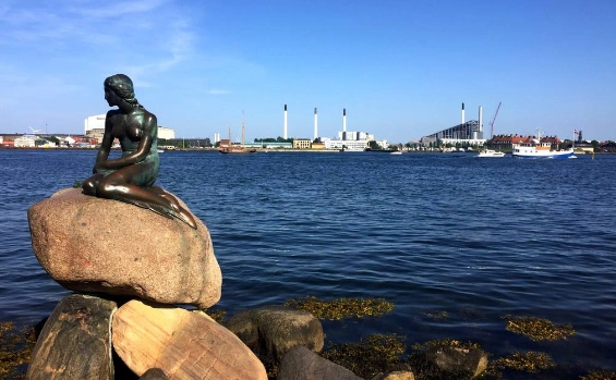 丹麦人口580万gdp总量3500亿美元在中国能排啥水平