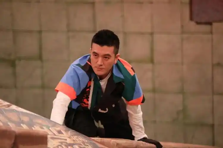 "乘风破浪"的黄圣依和杨子,《疯狂的麦咭7》狂秀恩爱_密室