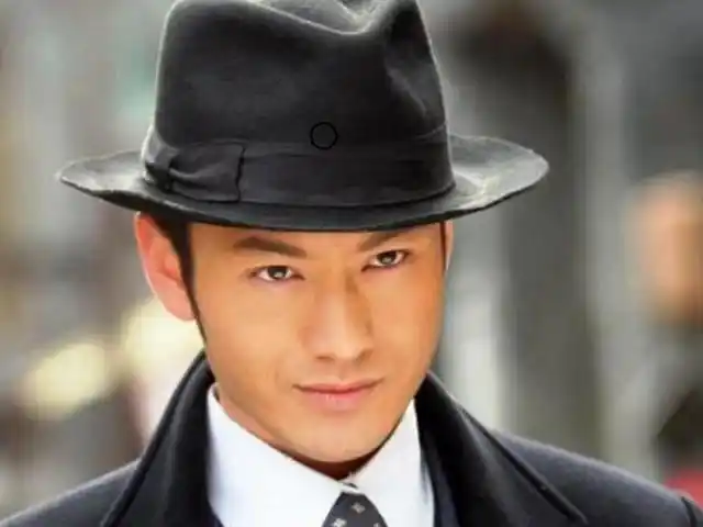 周润发的许文强,张国荣的许文强,黄晓明的许文强,为何第1经典