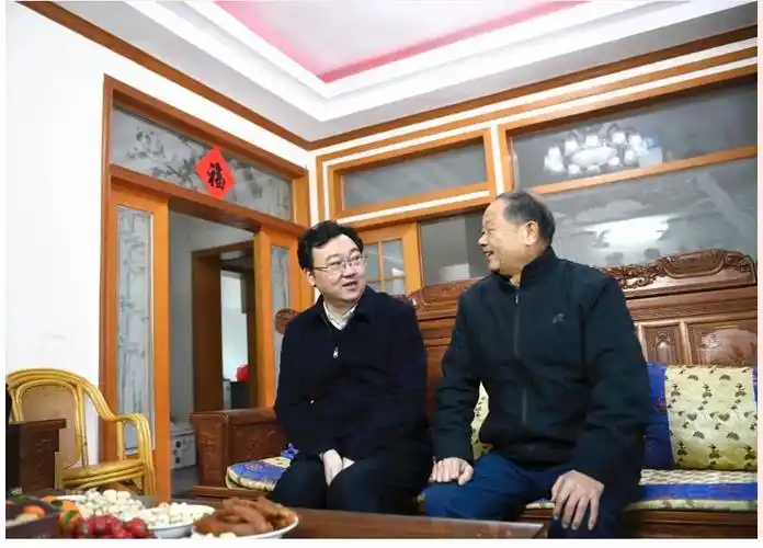 >首页>动态信息>兴国要闻>新春佳节将至,1月29日,县委副书记,县长