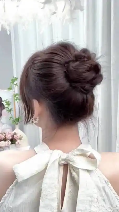 丸子头扎法大公开