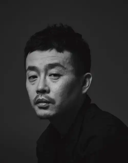 吃瓜群众都散了吧赵薇方回应向男友人索吻与李非导演聊新项目