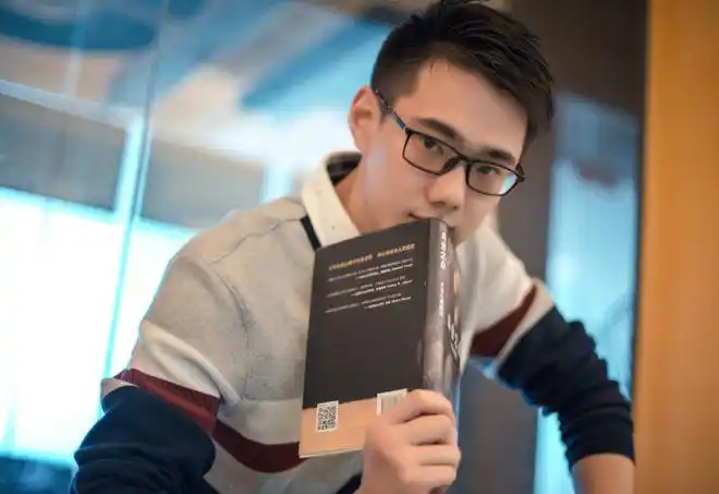 高级美容护理顾问宋佩璐我负责专业你负责坚持