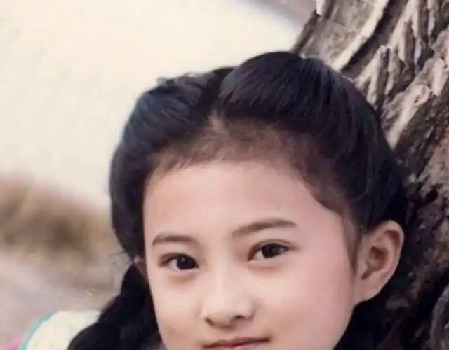 盘点童星尴尬现状:日本女星变脱星演不伦戏