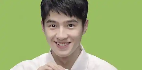那些笑起来特好看的男明星朱一龙王一博上榜有你喜欢的爱豆吗