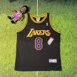majestic 科比刺绣黑金八号美版球衣